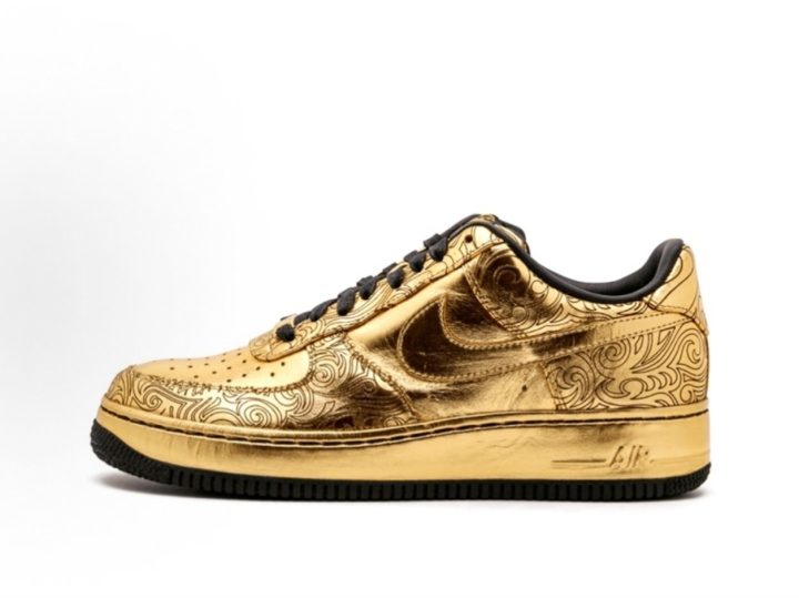 Nike Air Force 1 Closing Ceremonies 金色球鞋 &middot; 1
