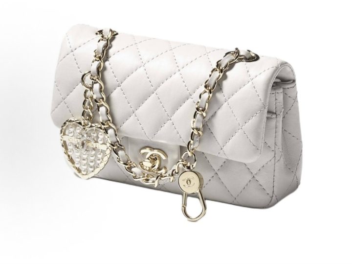 CHANEL 浅灰色菱格链条零钱包 &middot; 2