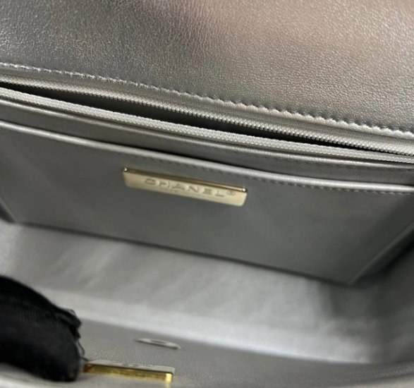 CHANEL &middot; Tasche &middot; 7