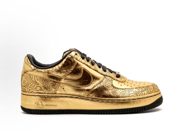 Nike Air Force 1 Closing Ceremonies 金色球鞋 &middot; 2