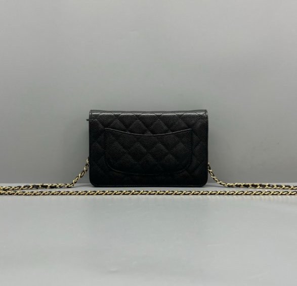 CHANEL &middot; Tasche &middot; 4