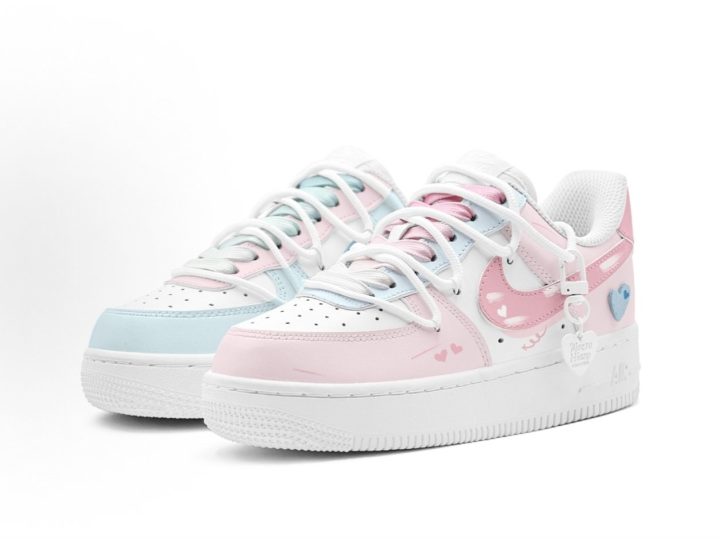 Nike Air Force 1 粉蓝配色定制球鞋 &middot; 5
