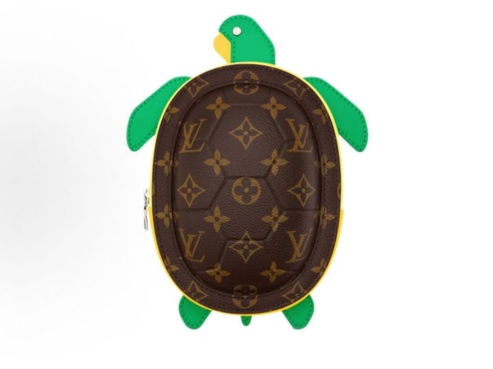 Louis Vuitton LV Turtle 绿色拼棕色乌龟造型斜挎包 &middot; 1