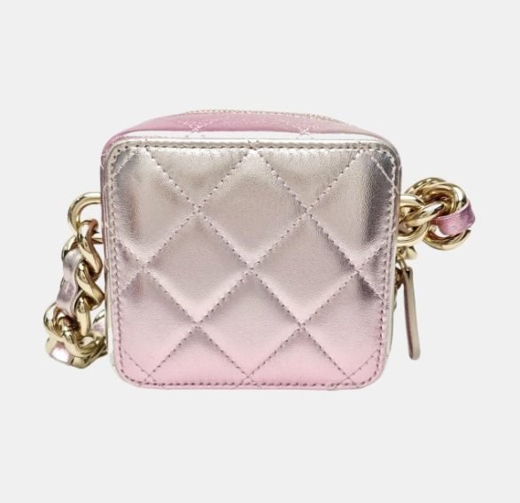 CHANEL &middot; Tasche &middot; 4