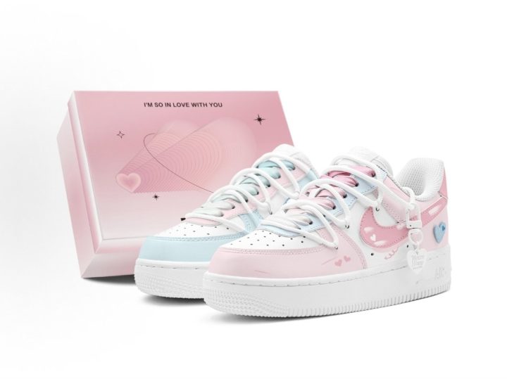 Nike Air Force 1 粉蓝配色定制球鞋 &middot; 1