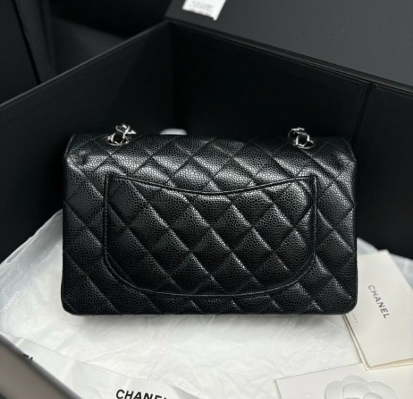 CHANEL &middot; Tasche &middot; 3