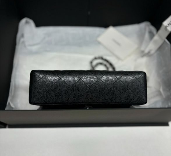 CHANEL &middot; Tasche &middot; 4