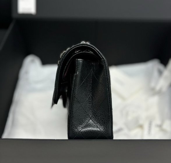 CHANEL &middot; Tasche &middot; 2