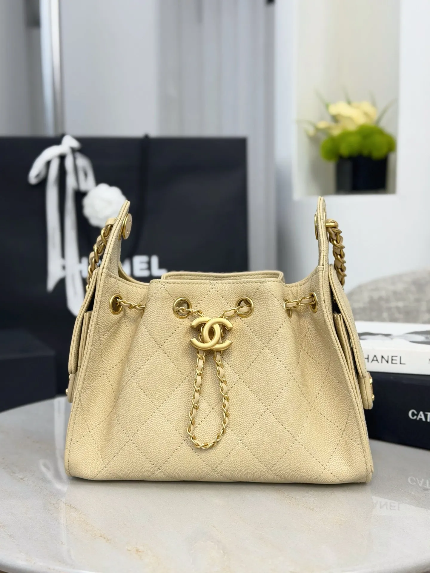 CHANEL 22 Bag 金色牛皮鏈條包 單肩斜挎款