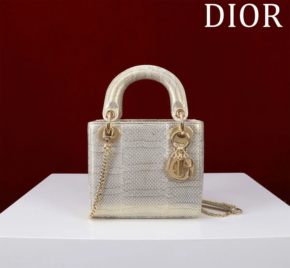 Dior Lady Dior 金色藤格紋手提斜背包 經典款