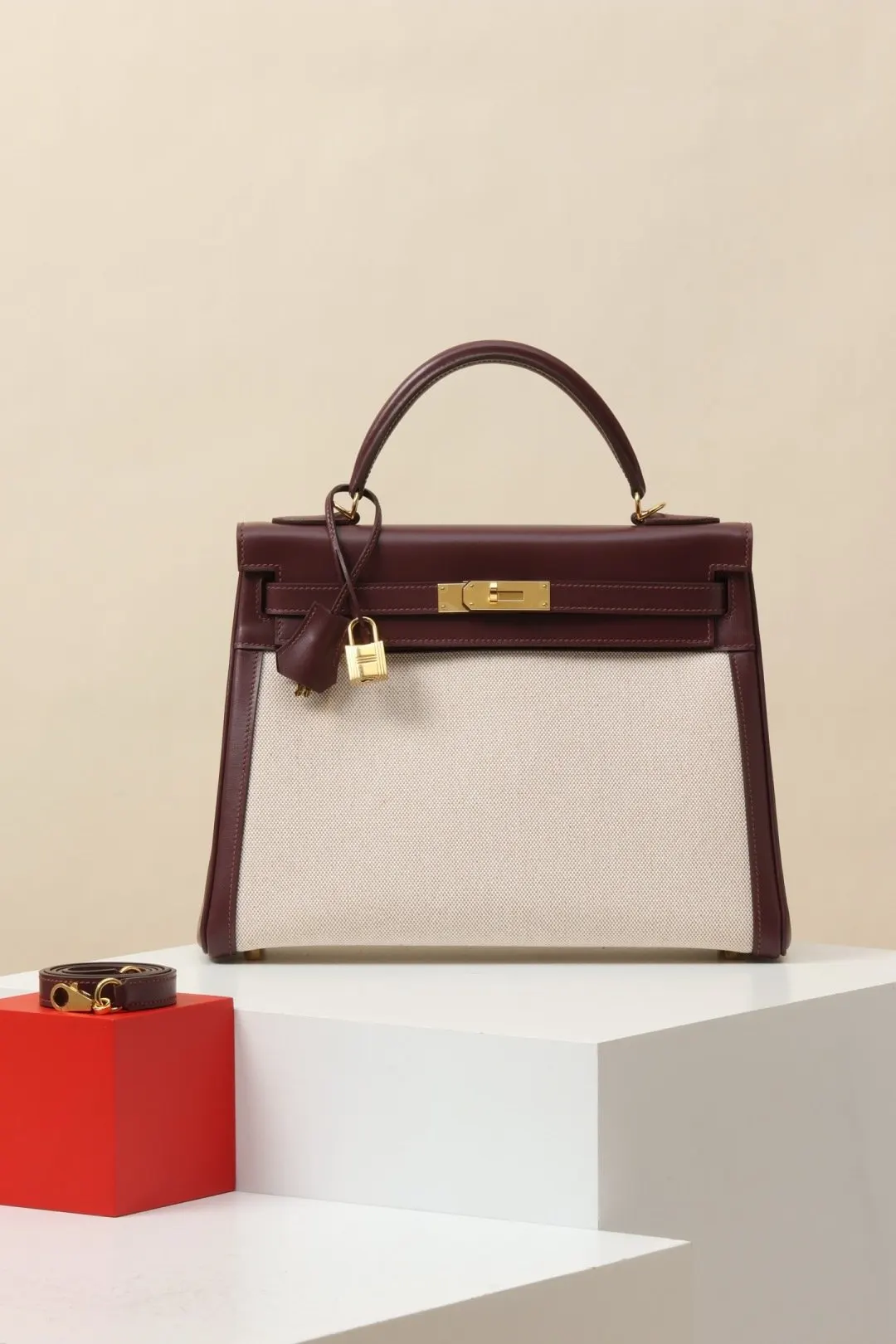 KL32 金色 帆布 單肩包 精選款