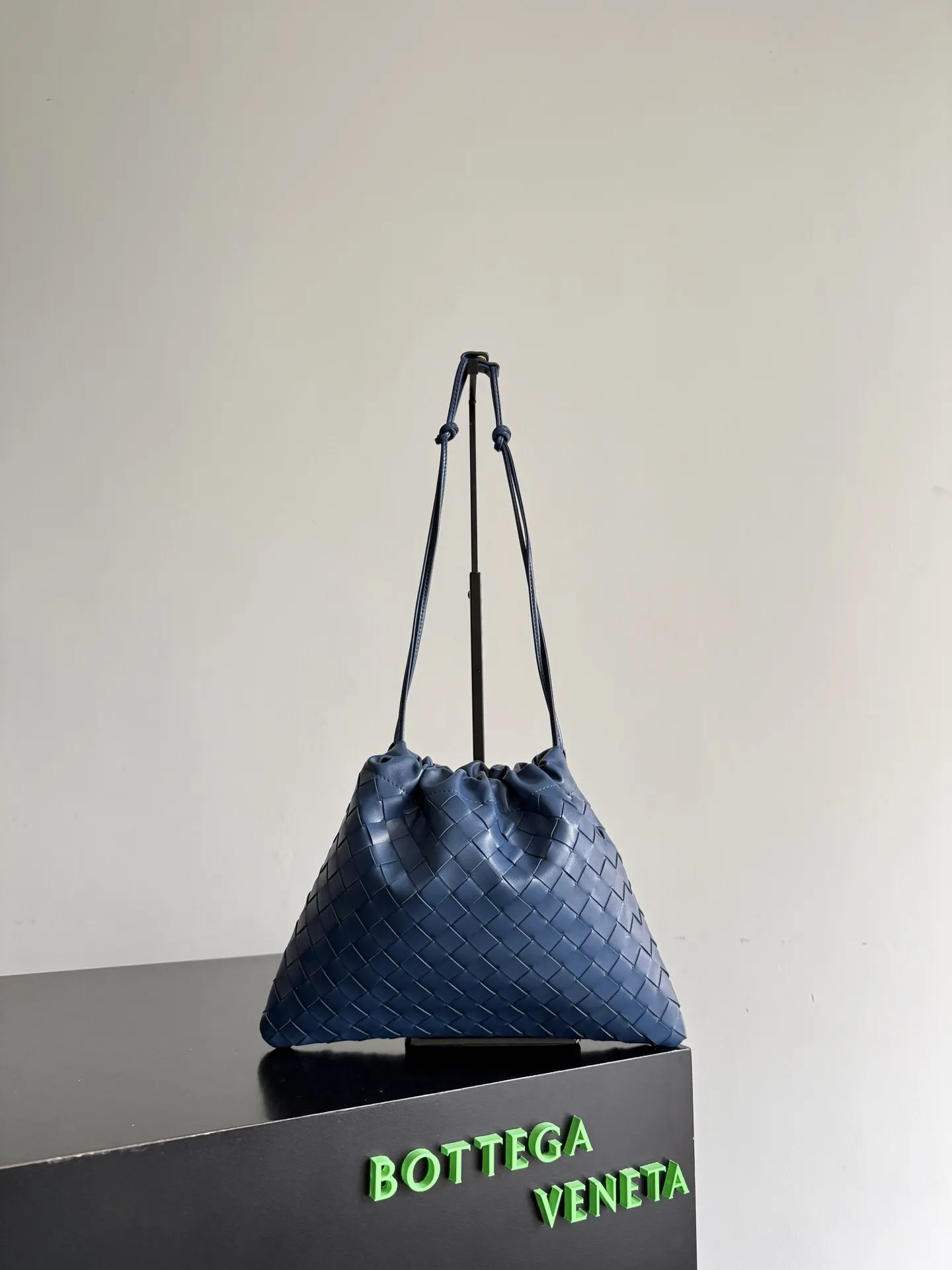 Bottega Veneta 尼龍 手拿包 精致手拿款