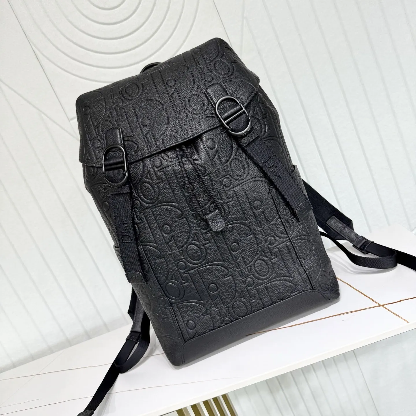 Dior 黑色 牛皮 批 市场 打版 保证进口头层牛皮 雙肩包 实用雙肩款