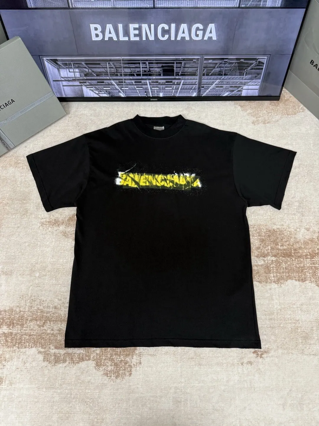 Balenciaga 黑色 Logo 短袖T恤 街頭休閒款
