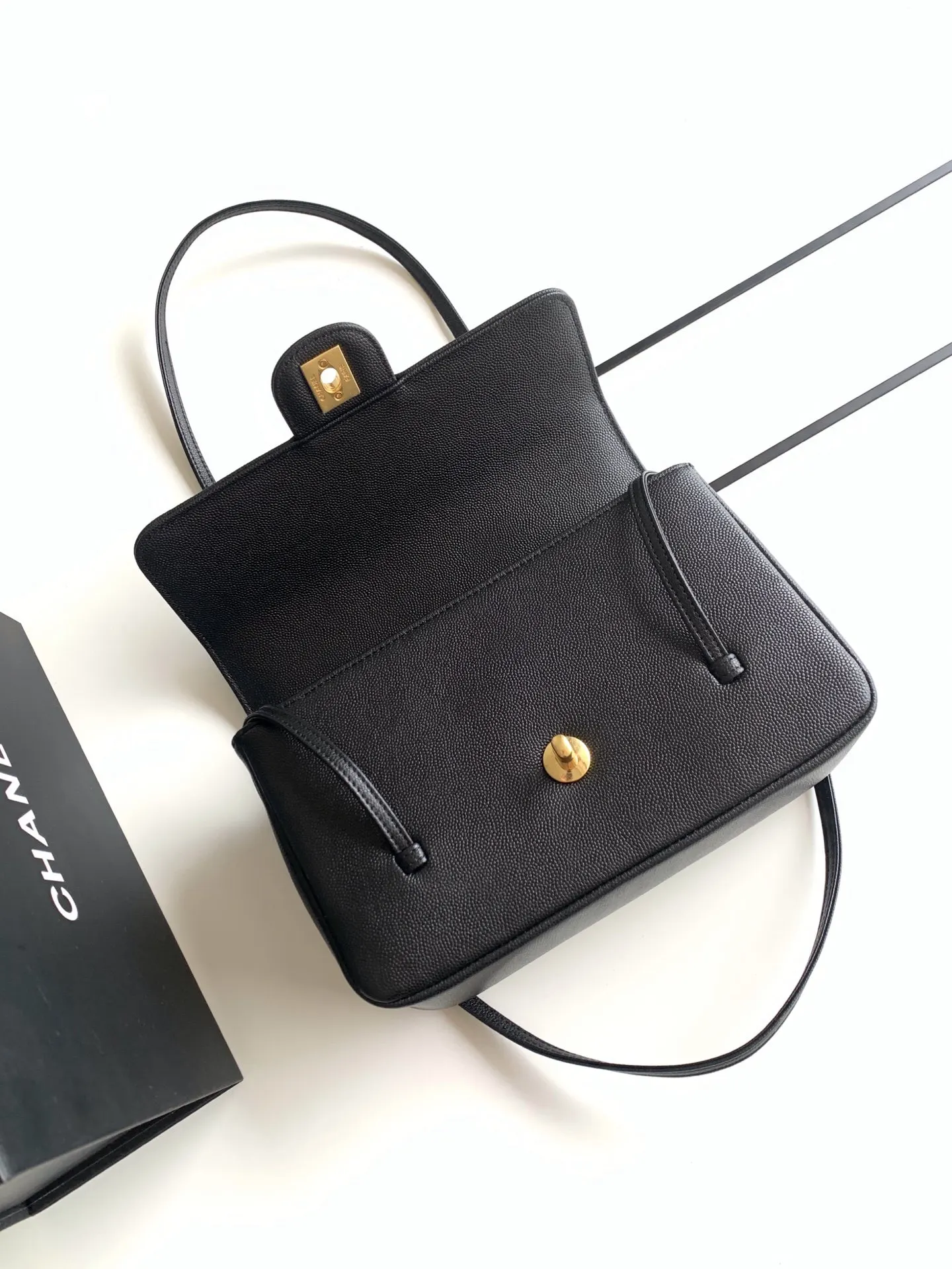 Crossbody Bag Lightweight Leather