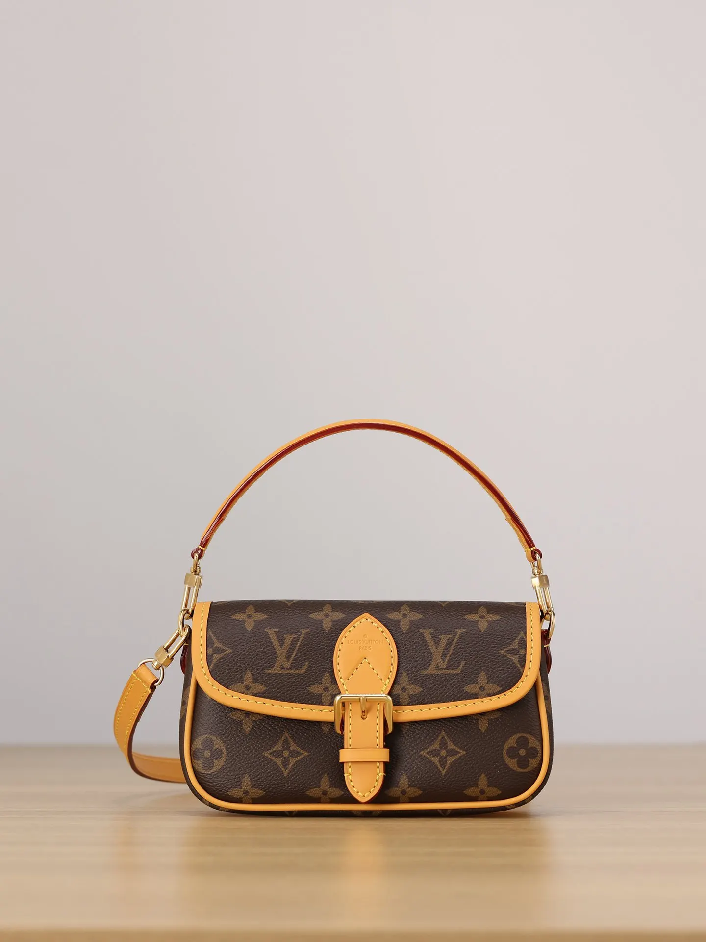 Hobo Shoulder Bag Vintage Leather