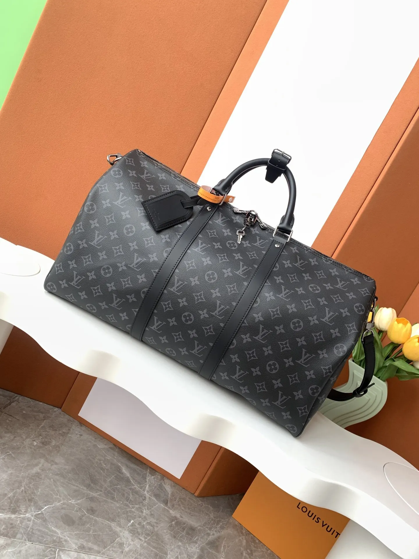 LV 黑色壓紋旅行袋 手提款