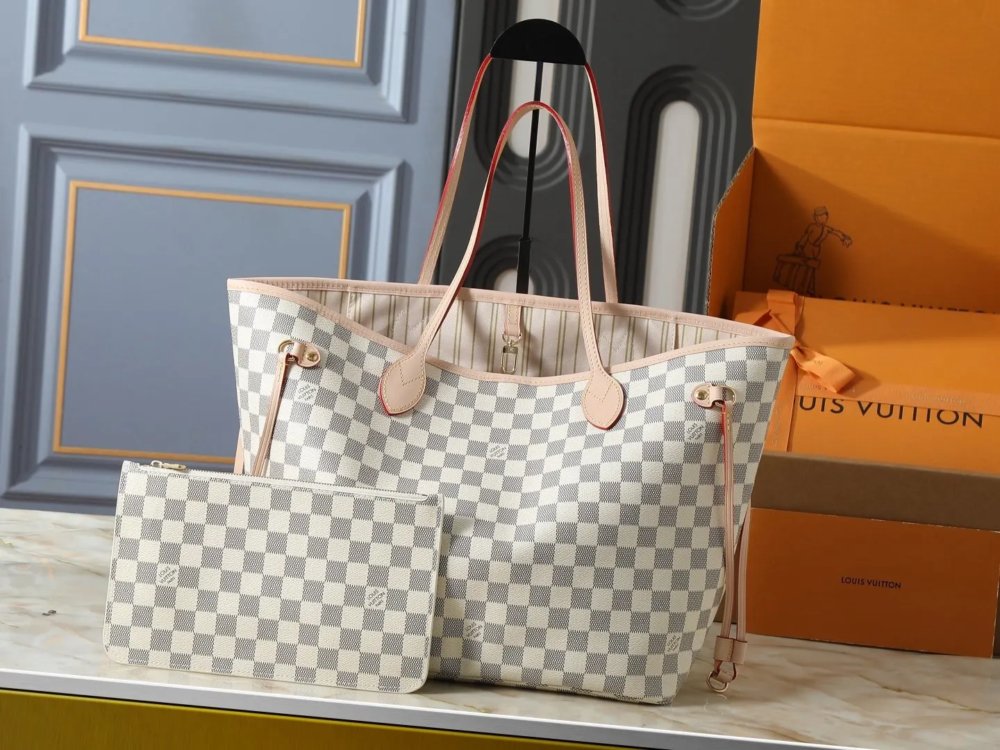 Neverfull 老花 帆布 手拿包 精致手拿款