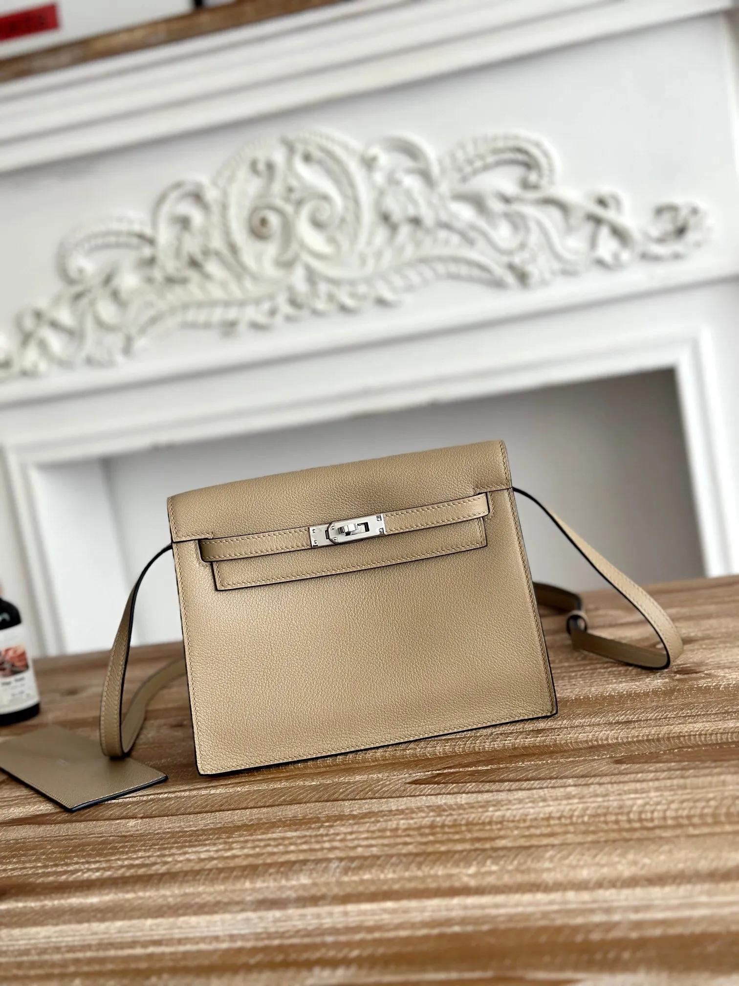 Hermes Kelly Danse 奶茶色 Evercolor牛皮 雙肩包 22cm 休閒通勤款