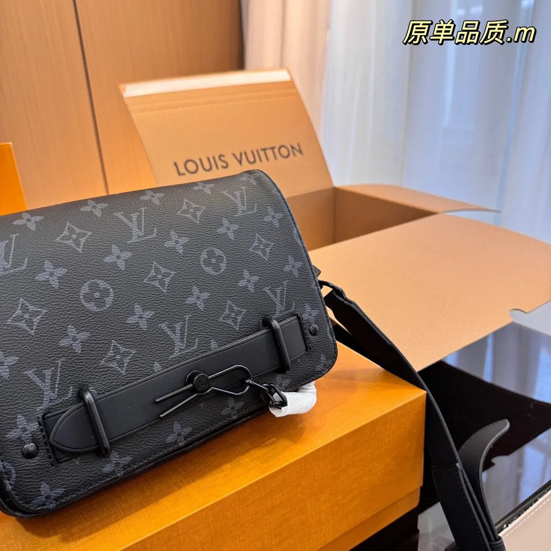 LV 飞机 男生必入超经典Outdoor 斜挎包 轻便斜挎款