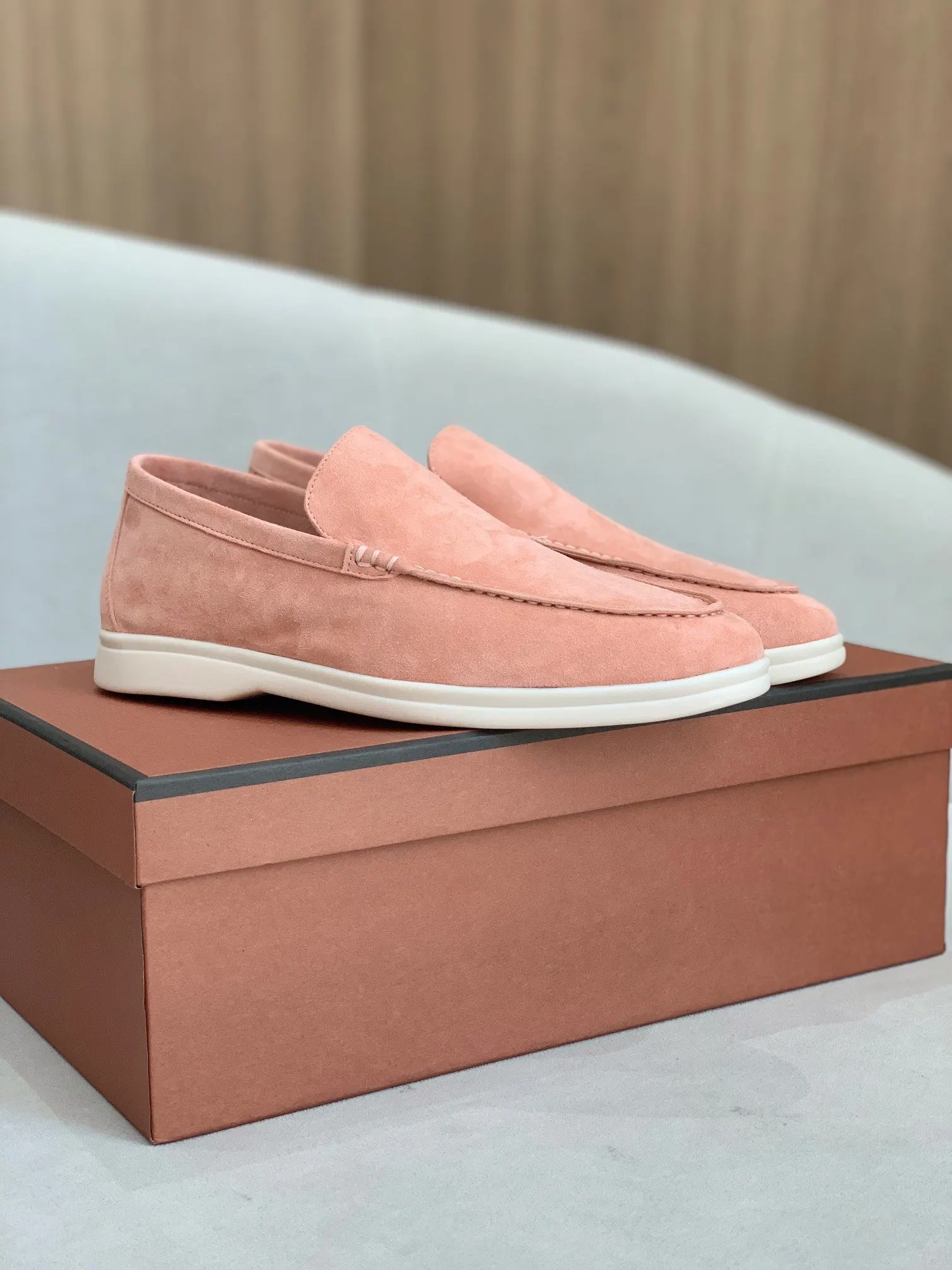 Loro Piana Sneakers Casual Versatile Image 1 Loro Piana Sneakers Casual Versatile Image 1