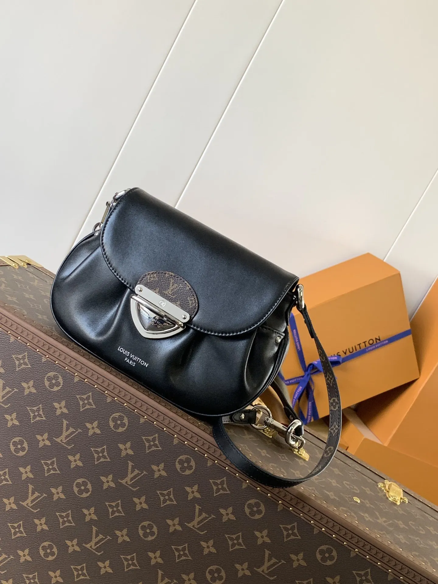 LV 牛皮 动态变码 以崭新系列展现品牌 收纳包 旅行收纳款