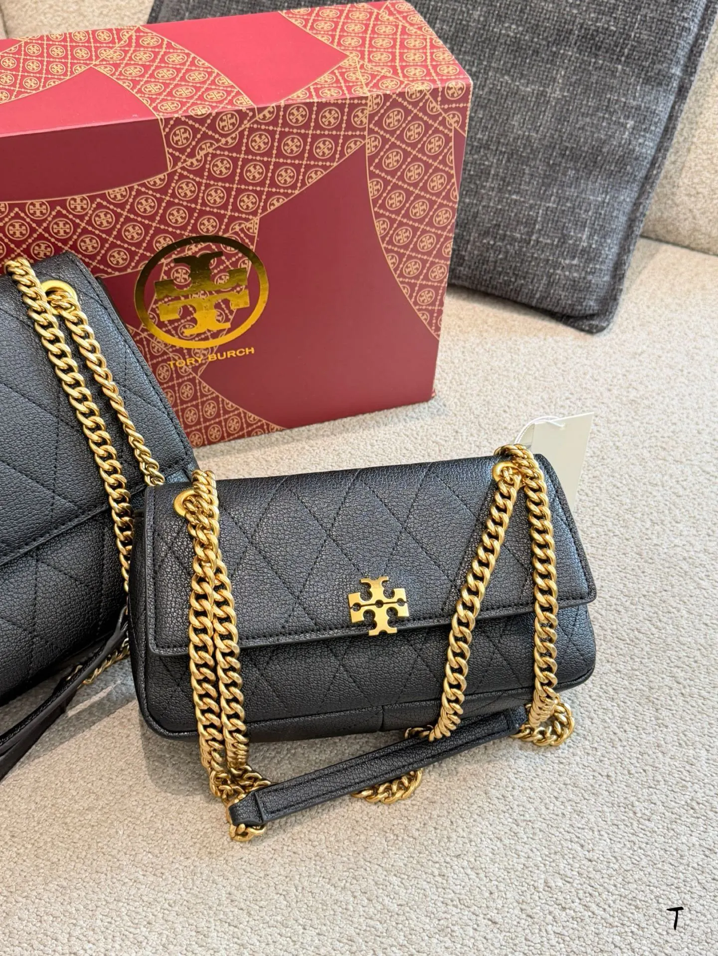 黑色 金色 牛皮 Tory Burch Charlie​​ 鏈條包 精致鏈條款