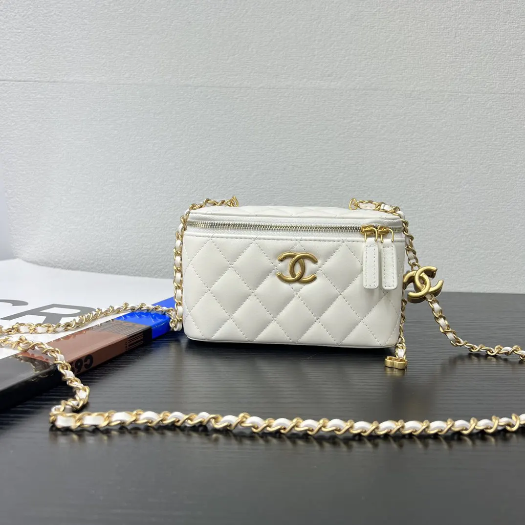 Cosmetic Pouch