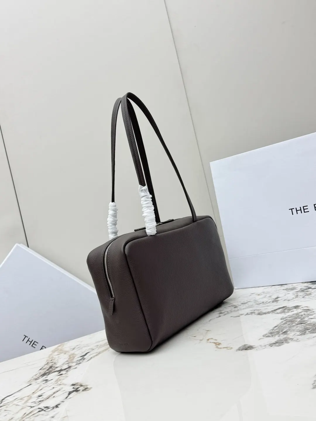 牛皮 玫瑰 TR荔枝纹 THE ROW Astra保 單肩包 日常單肩背款