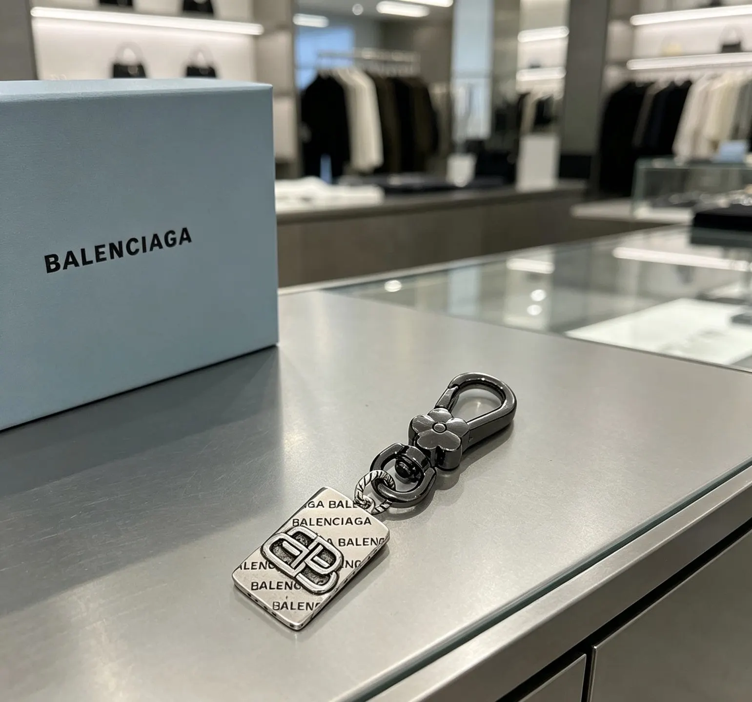 Balenciaga 包包掛件 精致搭配款