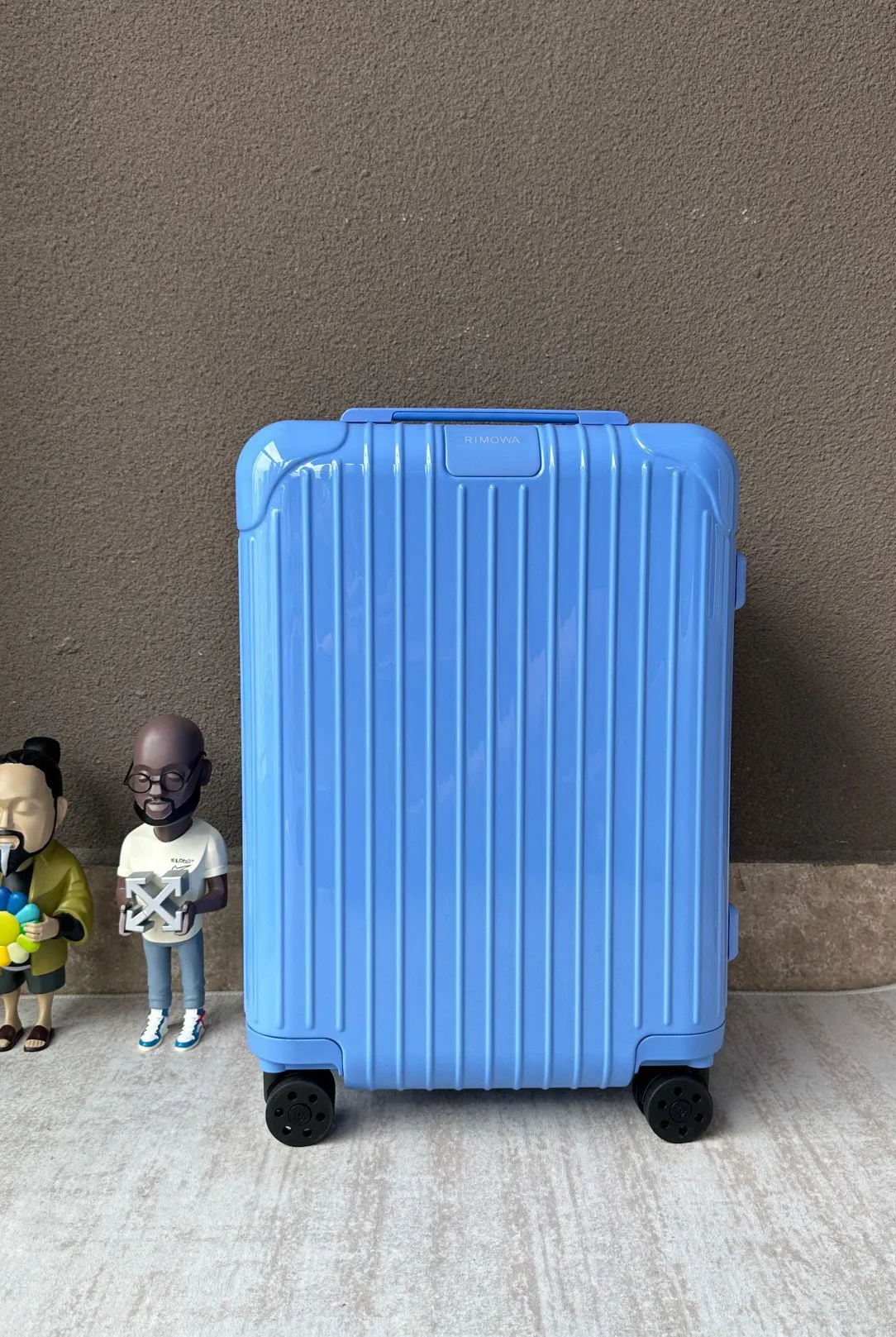 马卡龙系列顏色更是太丰富了 这家宝藏中古店的箱子真的 行李箱 旅行拉杆款 輕便出行款