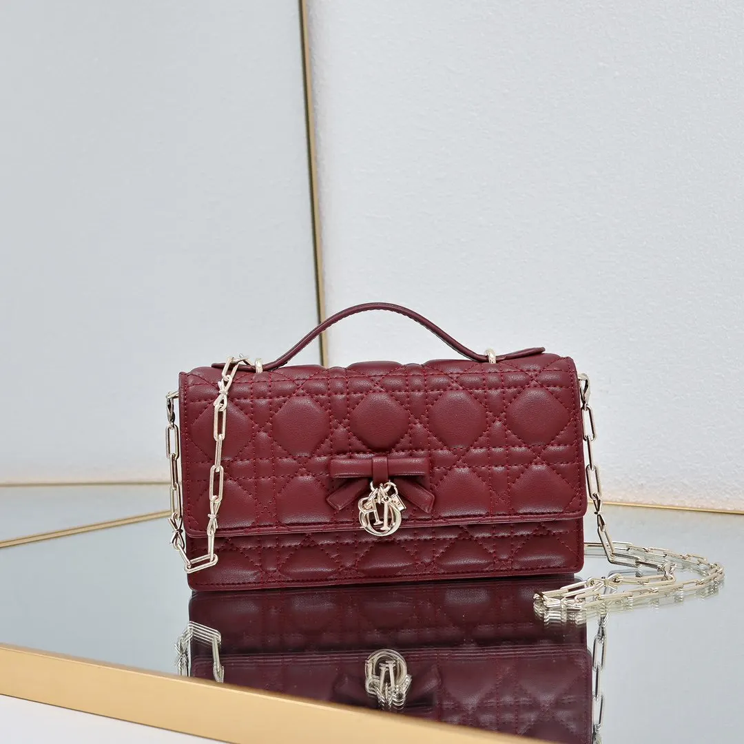 Dior Lady Dior 牛皮手提包 精選款
