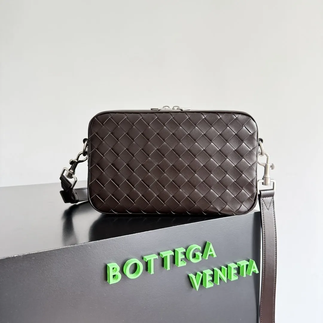 Bottega Veneta 皮革 行李箱 旅行拉杆款 輕便出行款