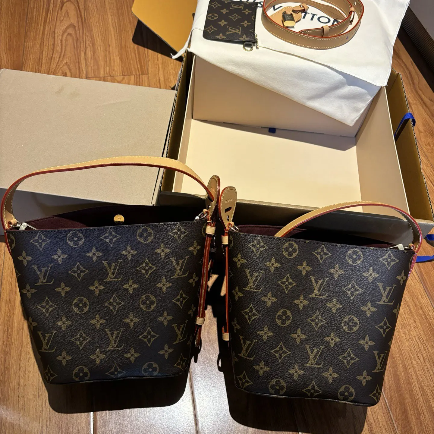 我们的渠道级货品 我 水桶包 休闲水桶款