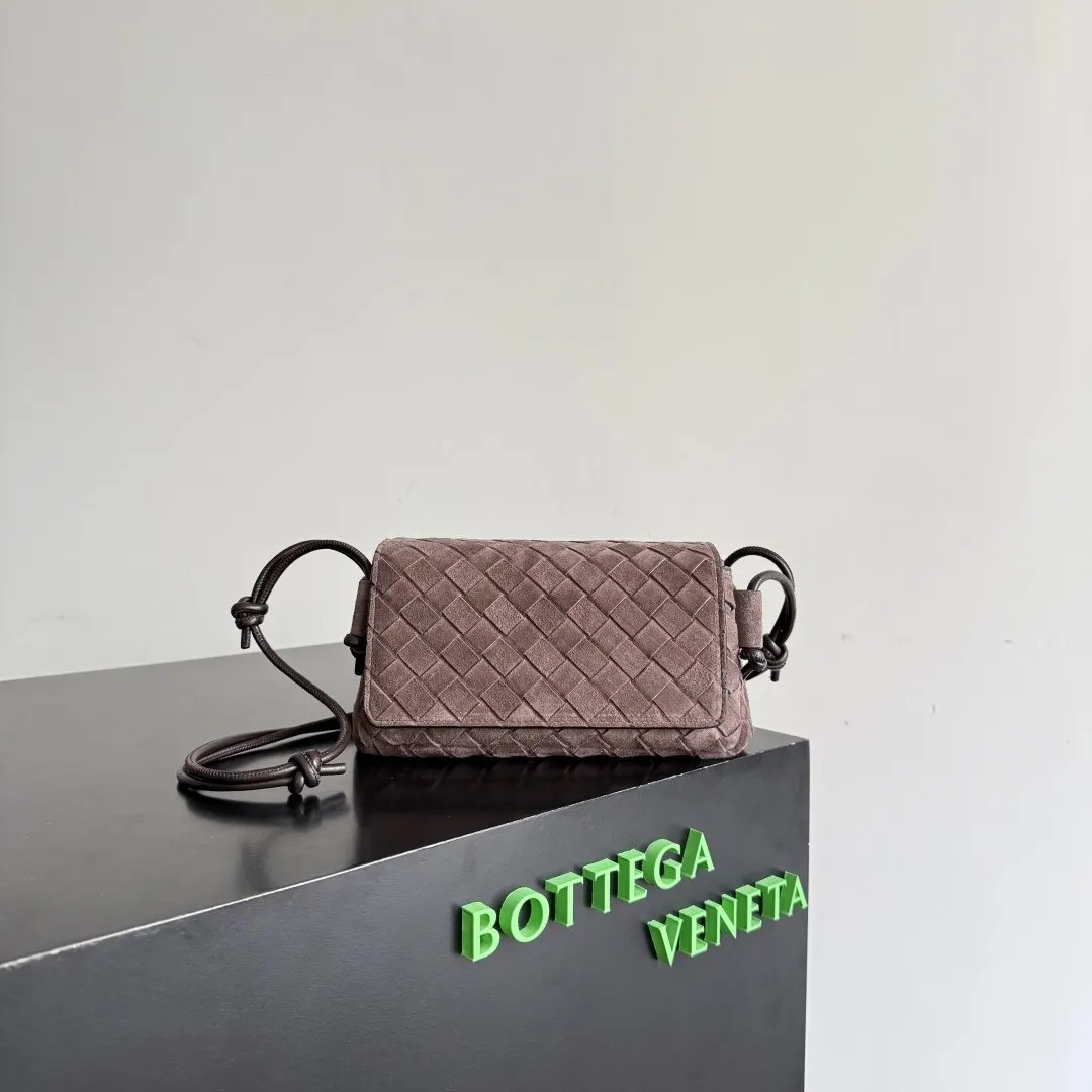 Bottega Veneta 手拿包 精致手拿款