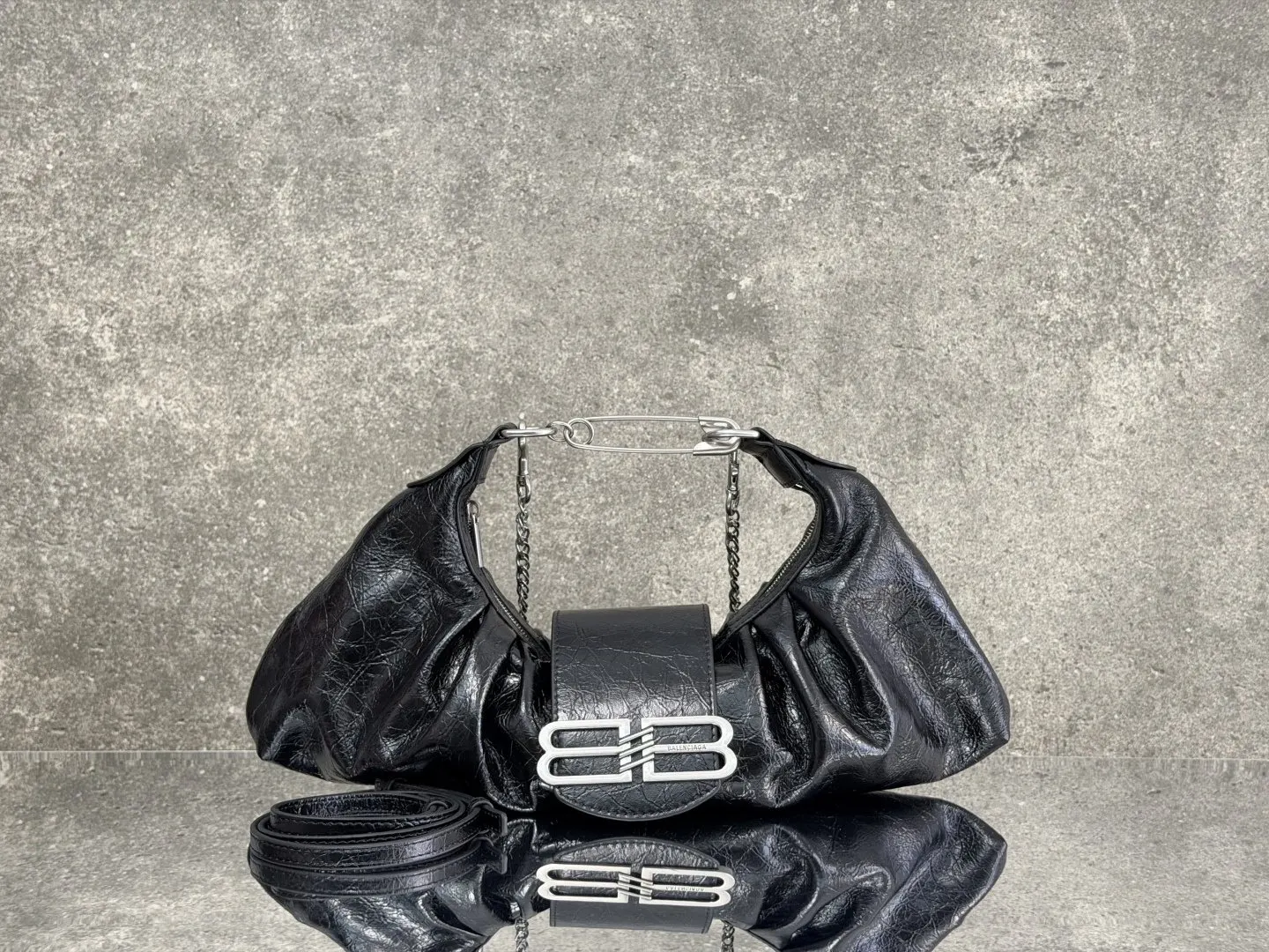 Balenciaga 黑色 羊皮 雙肩包 休閒雙肩款
