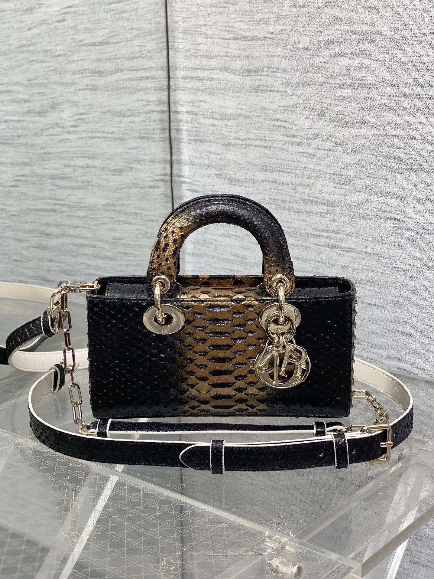 Dior 进口 蛇皮横款戴妃包 Lady横版戴妃珍稀 手提包 通勤手提款