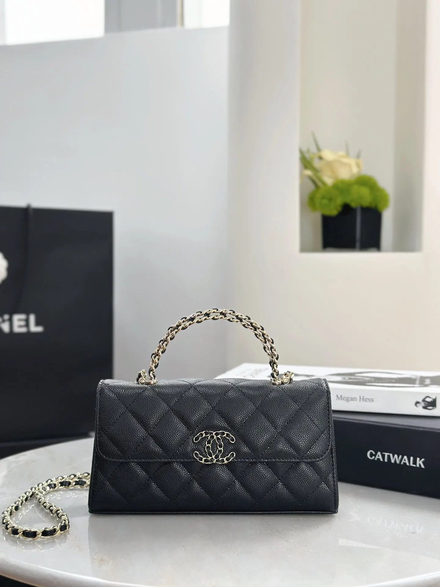 CHANEL 魚子醬牛皮鏈條包 單肩斜挎