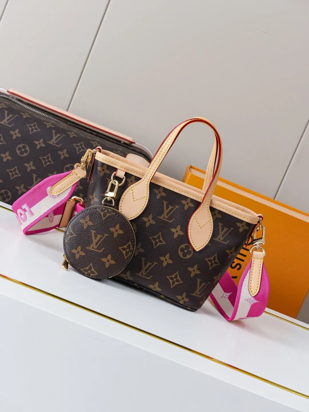 LV Neverfull 托特包 大容量通勤款