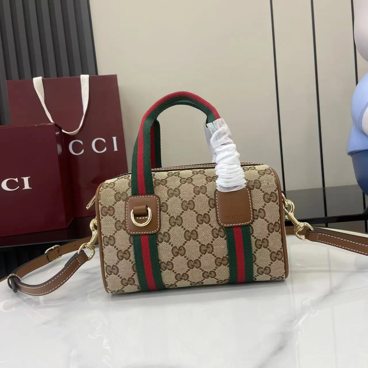 Gucci Brown Gold Fashion Item Travel Canvas