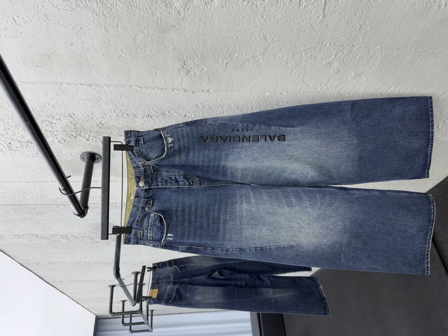 Balenciaga 黑色 牛皮 腰帶 精致搭配款