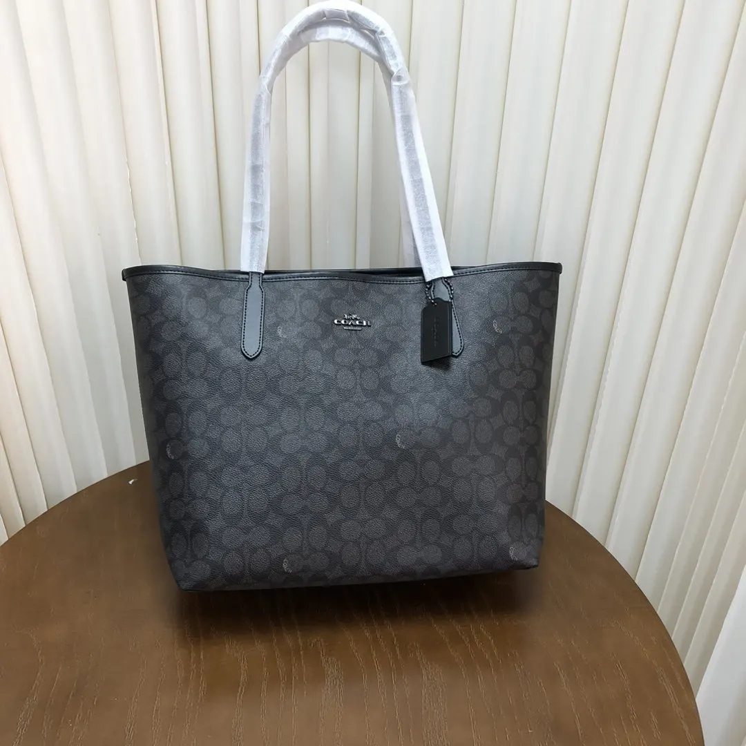 Coach 老花 帆布 托特包 大容量托特款