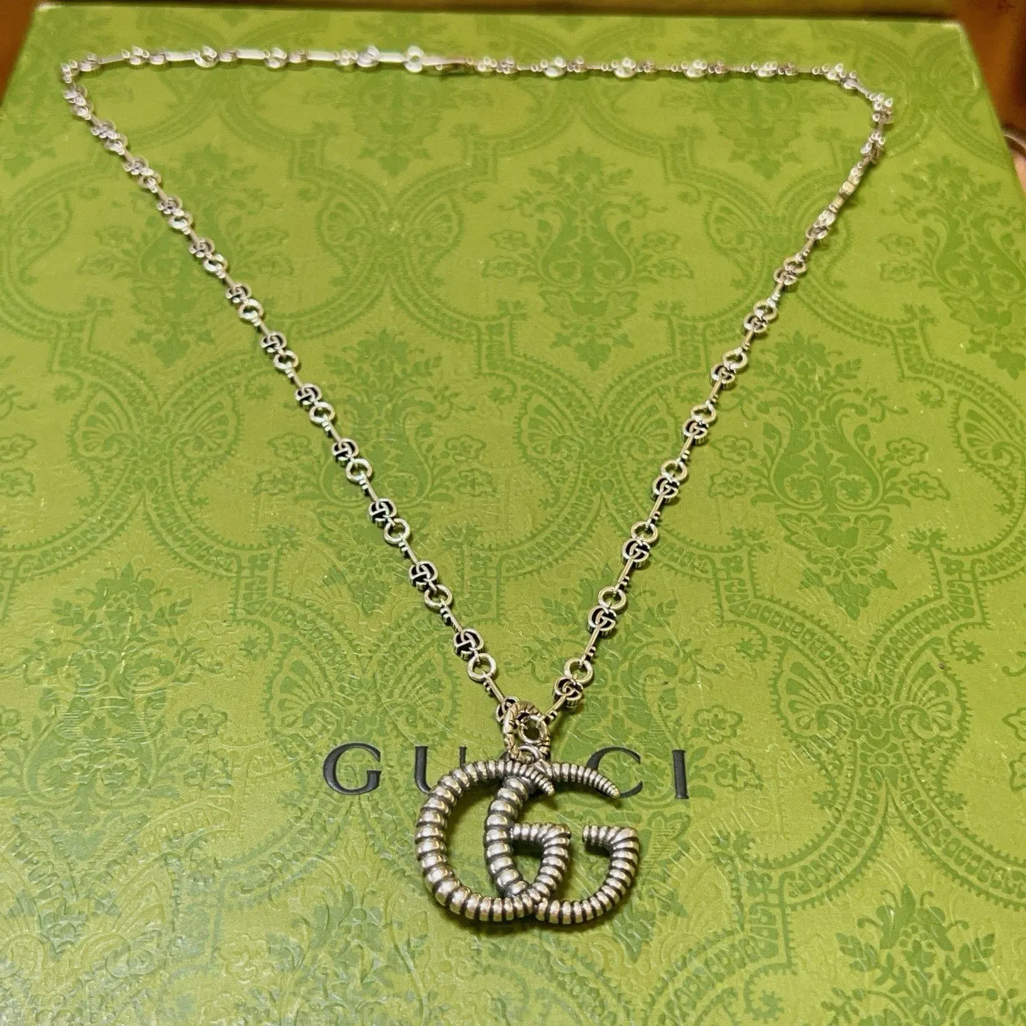 Gucci 鏈條包 單肩斜挎款