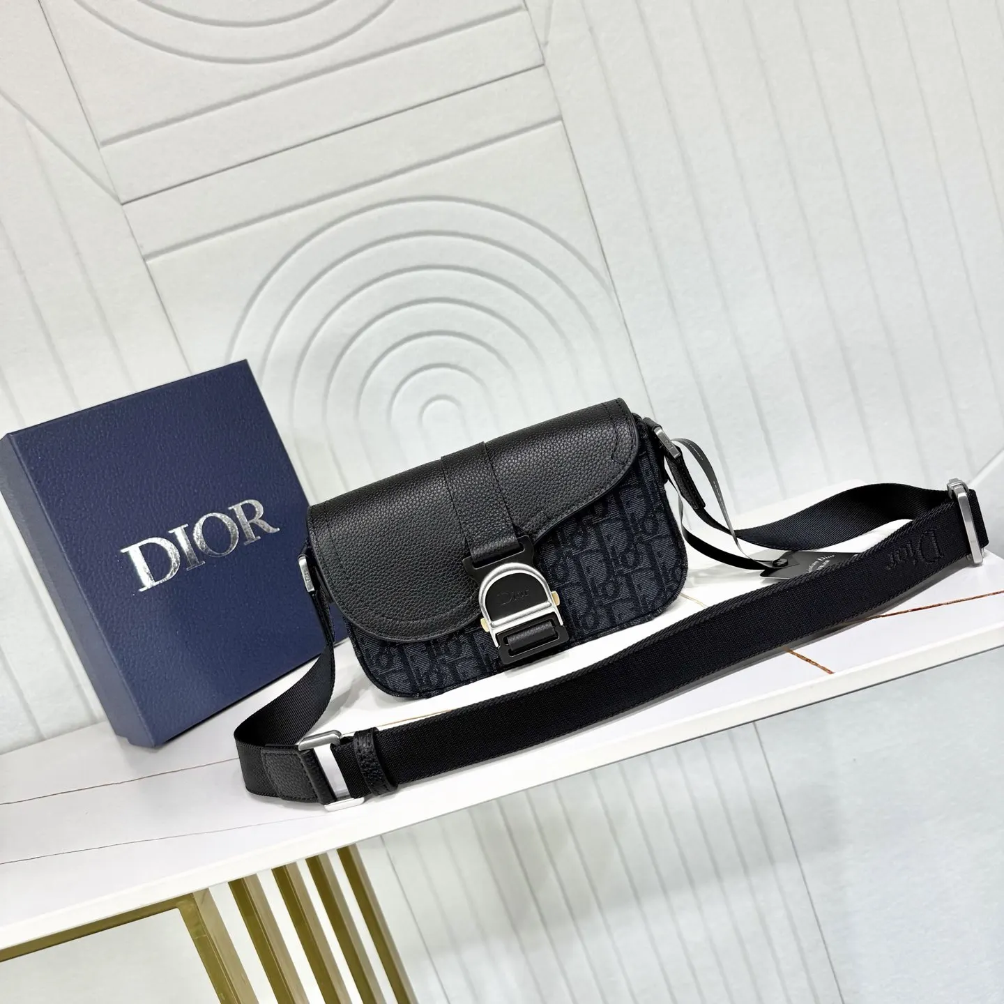 Dior 黑色 米色 牛皮 收纳包 旅行收纳款