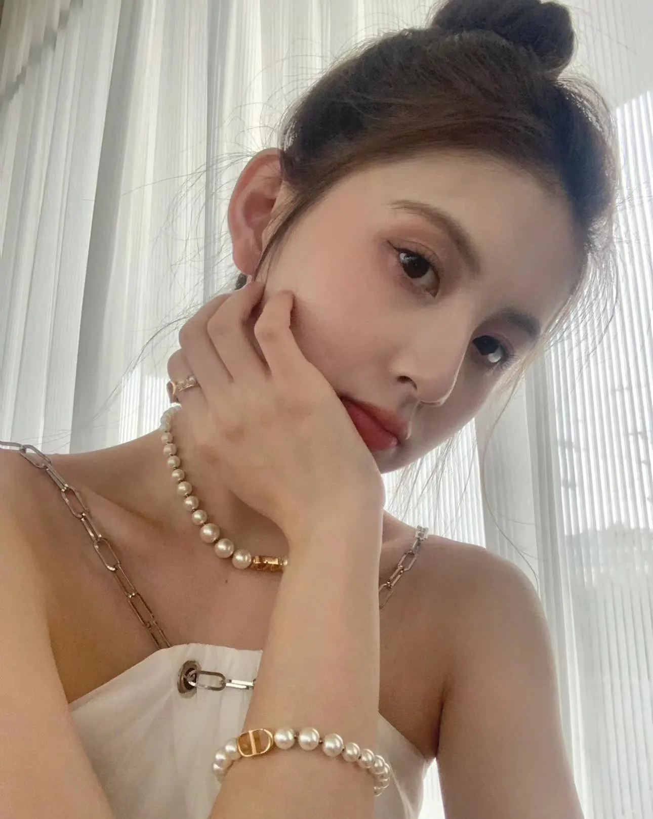 Dior 金色珍珠項鍊 真人佩戴款