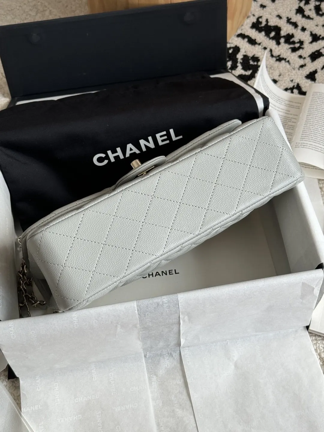 Crossbody Bag Lightweight Leather