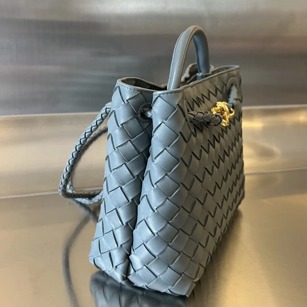 Bottega Veneta 金色 羊皮 斜挎包 轻便斜挎款