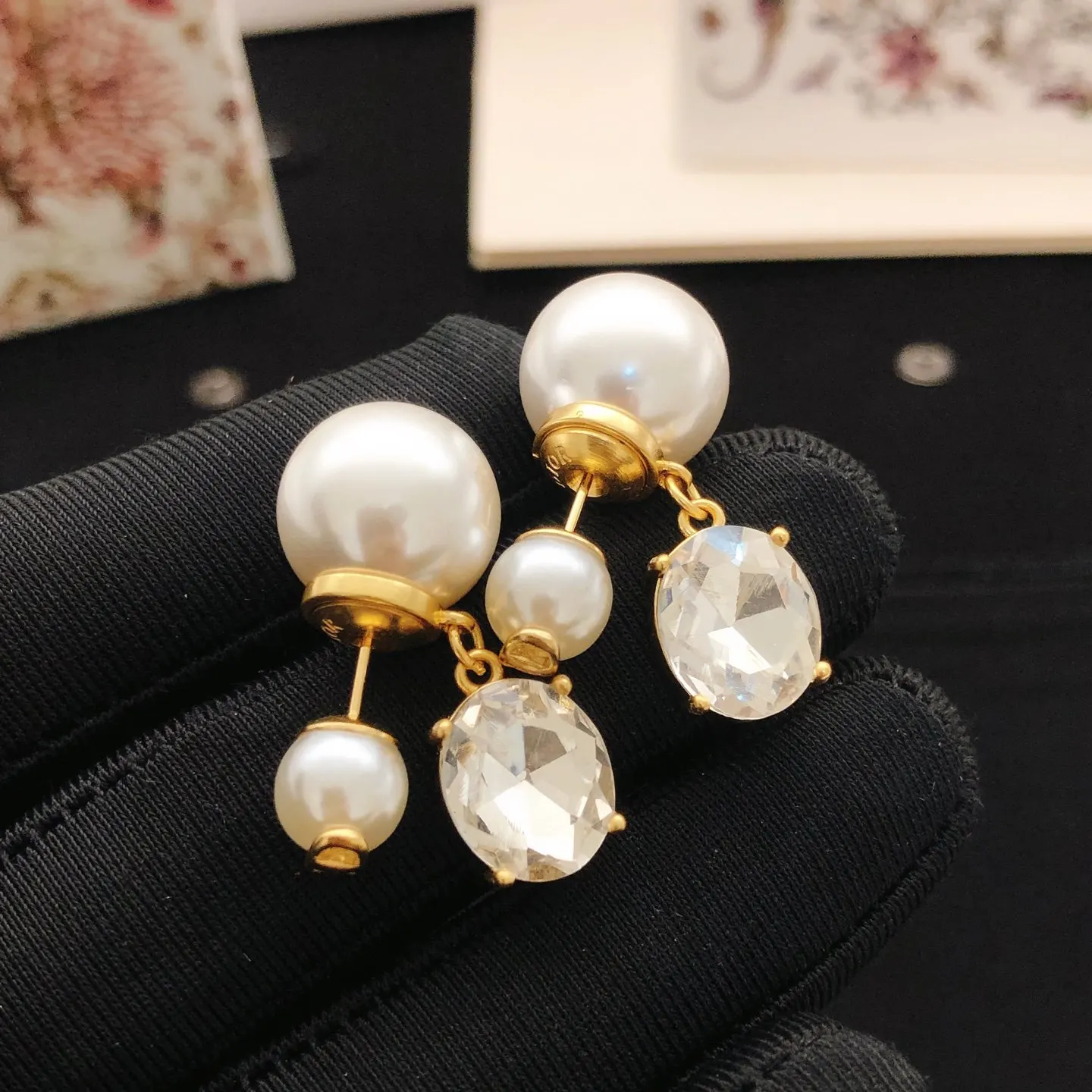 Dior 珍珠吊墜耳環 金色優雅款