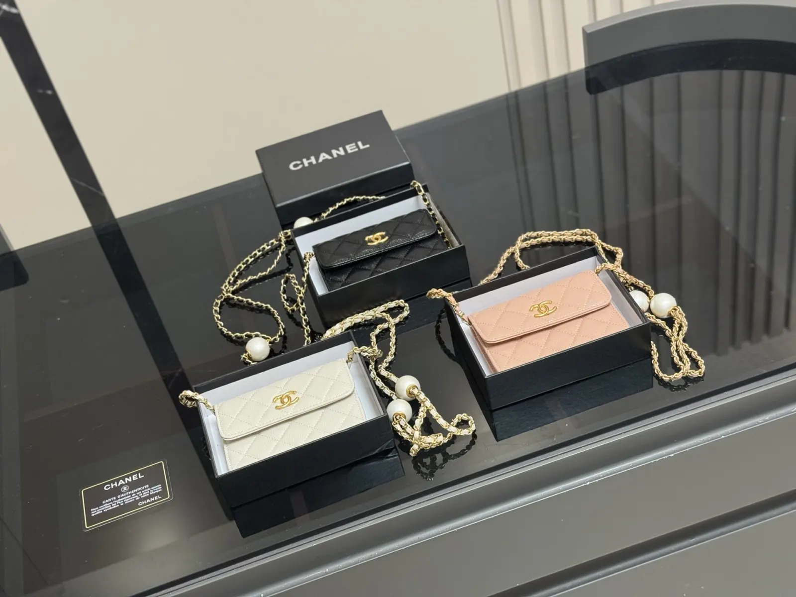 CHANEL 牛皮 盒 珍珠 小废包 cf 双 腋下包 復古腋下背款