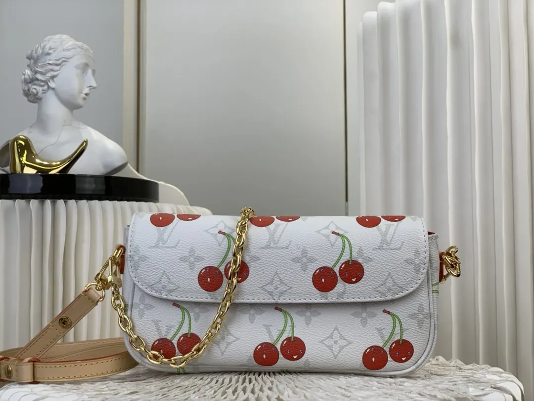 LV 白色 帆布 鏈條包 精致鏈條款